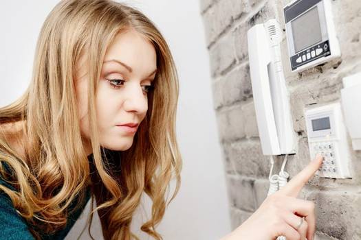 Cox Communication vs Protect America home security systems