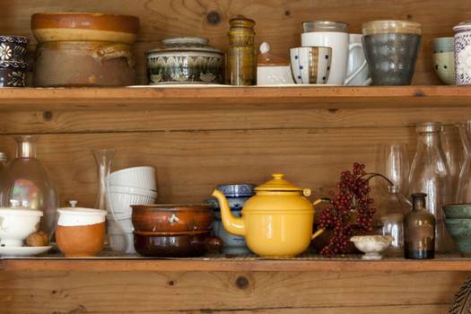DIY garage shelving systems: points to consider