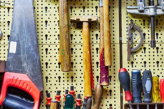 Garage shelving suppliers: a survey of leading suppliers