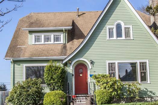 CertainTeed vs James Hardie siding: comparing your options