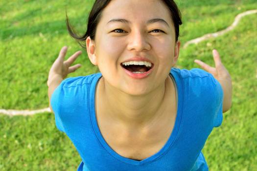 How to Kill Moss Naturally: 3 Recipes for Natural Moss Killer