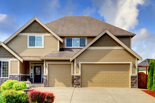 Wood siding vs brick siding