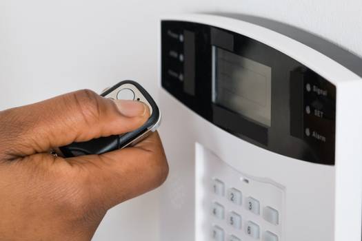 ADT vs Vector home security systems