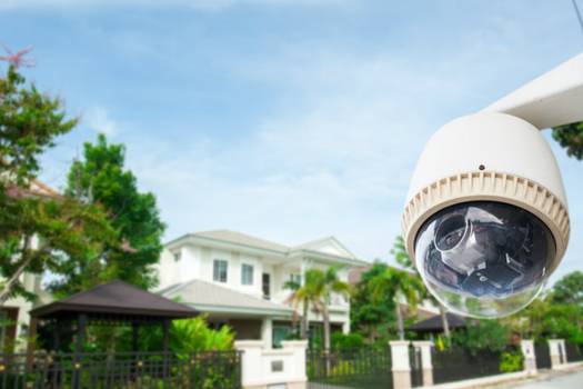 Comcast XFINITY vs LifeShield home security