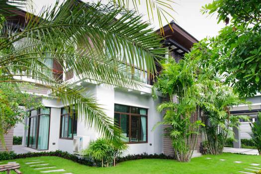 5 Privacy Solutions for Outdoor Spaces