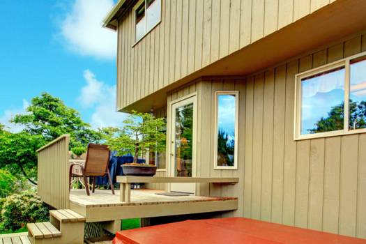 Wood siding vs aluminum siding